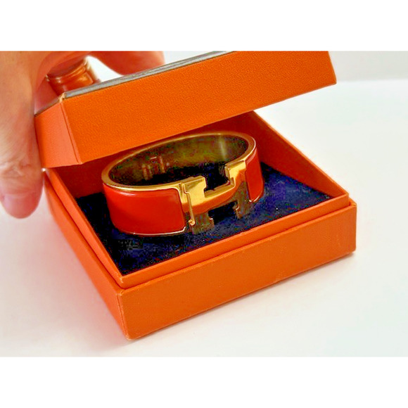 Hermès ORANGE Enamel Gold Plated Clic Clac H bracelet Medium w/ box - Picture 2 of 16